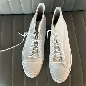 Men’s size 16 Converse